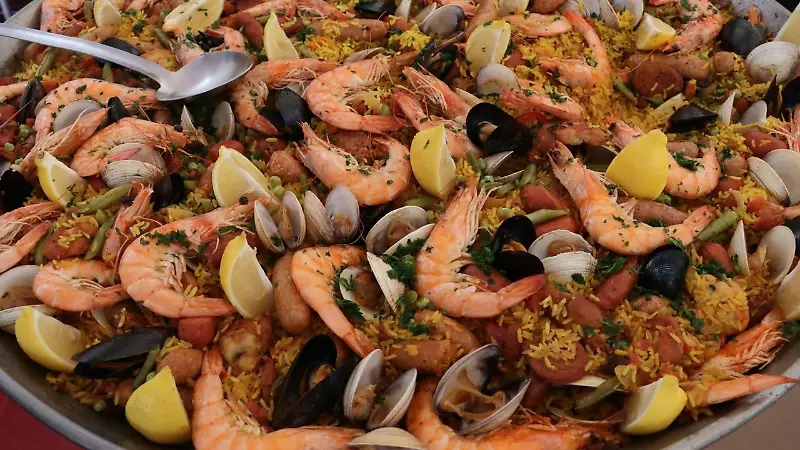 IX FESTIVAL DE LA PAELLA EN LA EXPLANADA DE LA UNIVESIDAD ANAHUAC NORTE. FOTOS Y VIDEOS: OMAR FLORES/EL SOL DE MEXICO